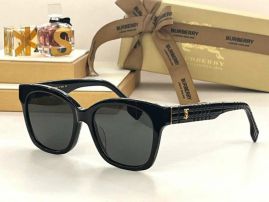 Picture of Burberry Sunglasses _SKUfw52329934fw